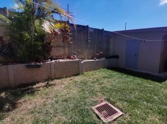 MLS-23-1591 VENTA CASA LA GUACIMA CARTAGO