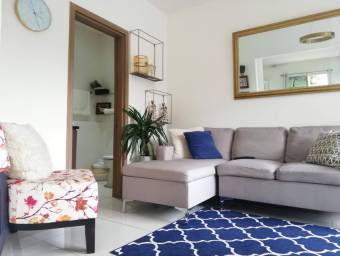 Apartamento en Venta en Santa Ana, San José. RAH 23-1351