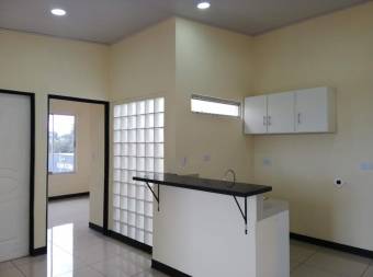 Apartamento en Venta en Alajuelita, San José. RAH 23-1070