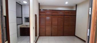 Casa en Venta en Santo Domingo, Heredia. RAH 23-1065