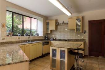 MLS-23-1795 VENTA CASA ESCAZU SAN JOSE 