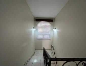 Alquiler casa condominio Guaria Morada San Pablo de Heredia #322
