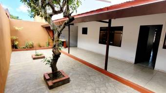 MLS-24-1009 VENTA CASA CURRIDABAT SAN JOSE