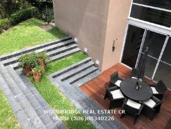 Casa en Escazu alquiler $9.000 /700 mt. exc. ubicacion.