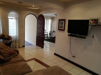 MLS-23-1814 VENTA CASA SABANA SAN JOSE 