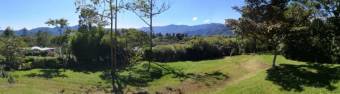 Land with beautiful Chalet in Paraiso, Cartago, Costa Rica.