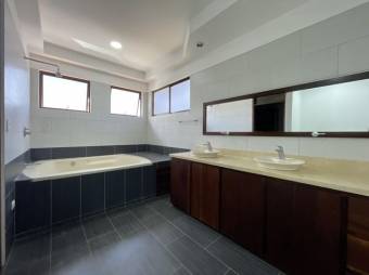 MLS-24-1025 VENTA CASA SANTA ANA SAN JOSE 