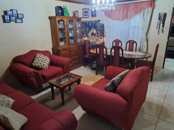 MLS-24-1032 VENTA CASA MONTES DE OCA SAN JOSE