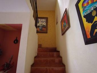 MLS-24-697 VENTA CASA ULLOA HEREDIA