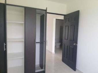 Se alquila espacioso apartamento en condominio de San Antonio de Alajuela 24-1040