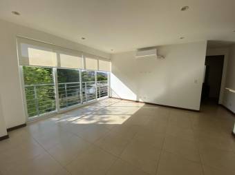 Se alquila moderno y espacioso apartamento en San Rafael de Escazu 24-915