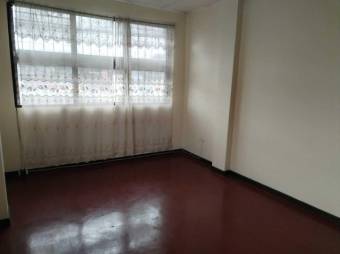 Se vende casa de uso de suelo mixto junto con apartamento en San Francisco 2 Ríos 24-875