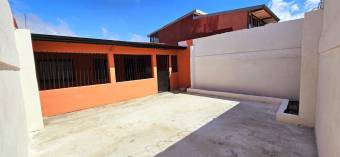 House for sale in La Trinidad de Moravia, NEWLY REMODELED.