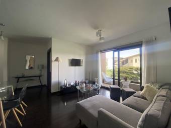 Se vende espacioso y moderno apartamento en Granadilla de Curridabat 24-14