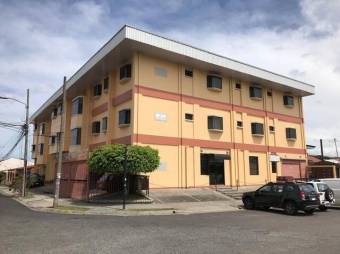 Se alquila espacioso apartamento amoblado en Pavas de San José 24-986