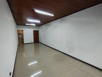 SE ALQUILA Oficina (#02) en Alajuela centro.