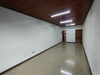 SE ALQUILA Oficina (#02) en Alajuela centro.