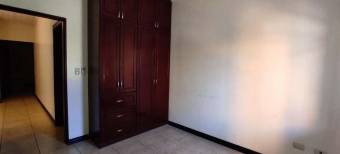 Se vende espaciosa casa en condominio de San Francisco de Heredia 23-3282