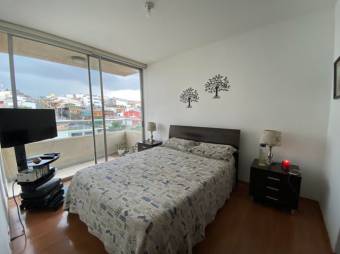 Se vende hermoso apartamento en exclusivo condominio de Ulloa de Heredia 23-1234