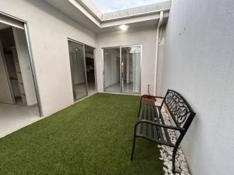 Alquiler de Casa en Condominio Ciruela, Alajuela. RAH 25-1055