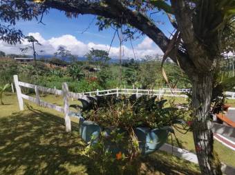 Venta de Finca en Turrialba, Cartago. RAH 25-1070 