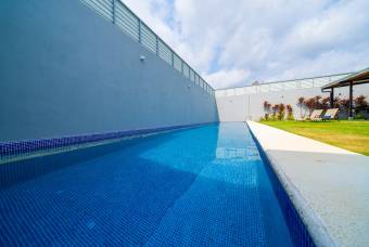 Casa de lujo con piscina olímpica cerca de la playa de Tamarindo