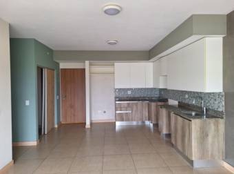 EN REMATE Apartamento en Condominio Higueron, Santa Verde, Heredia