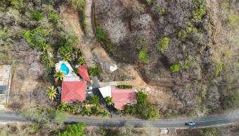 944 m2 lot with lots of potential near Playa Grande