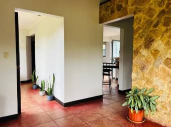 Venta de Casa en Vasquez de Coronado, San José. RAH 25-997 PRECIO REBAJADO