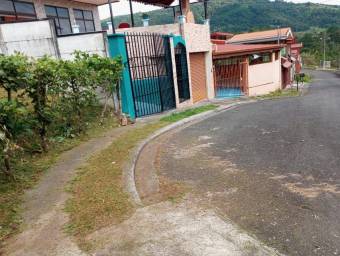 Venta de Lote en Turrialba, Cartago. RAH 25-1047