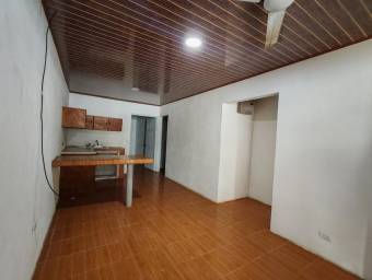 MLS-25-928 VENTA PROPIEDAD CON 3 APARTAMENTOS BARRANCA PUNTARENAS 