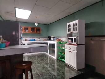 MLS-25-982 VENTA CASA TURRIALBA CENTRO 