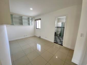 Se vende moderna casa en condominio de San Rafael Escazú 25-228 