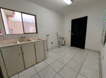 ALQUILER CASA DE 1 PLANTA EN RESIDENCIAL SANTA ANA POZOS 3 HAB OFICINA