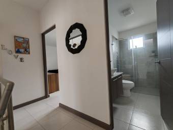 MLS-25-1157 VENTA CASA SANTO DOMINGO HEREDIA