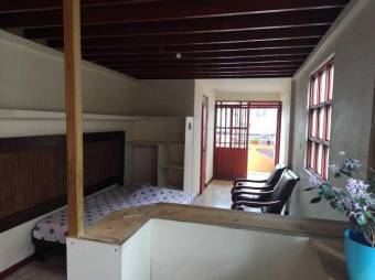 Venta de 2 Edificios en Montes de Oca. San José. RAH 25-446 INVERSIÓN