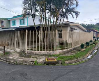 Casa de 1 planta con 3 habitaciones en Goicoechea. Remate bancario.