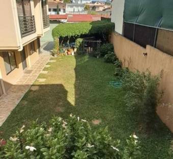 Venta de Apartamento en Montes de Oca, San José. RAH 25-915