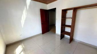 Se alquila espacioso apartamento en San José Alajuela 25-945