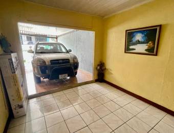 VENTA DE CASA EN PUENTE SALAS, BARVA, Heredia 