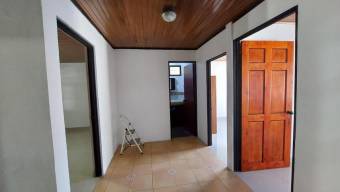 Se alquila espacioso apartamento en San José Alajuela 25-945