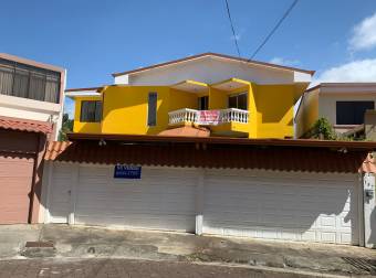 Vendo Hermosa Casa en Residencial Los Arcos La Asunción de Belén, Heredia