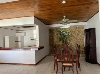 Vendo Casa en Residencial Bosques de Doña Rosa La Asunción de Belén, Heredia