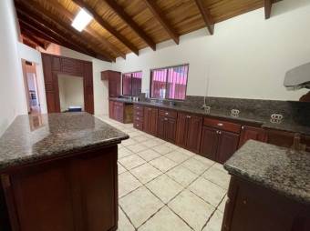 Se vende propiedad en montañas de San Antonio Escazú 22-1461 