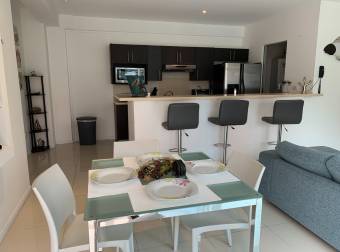 Apartamento amueblado en Condominio Euroloft, San Rafael de Escazú