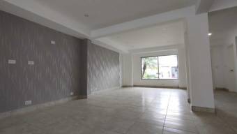 Se vende moderna casa en condominio en Piedades Santa Ana 25-527