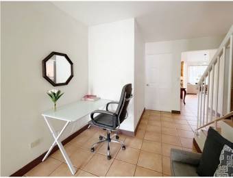 VENTA DE CASA, HEREDIA, SAN FRANCISCO, CONDOMINIO AVICENNIA SUR  