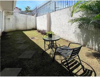 VENTA DE CASA, HEREDIA, SAN FRANCISCO, CONDOMINIO AVICENNIA SUR  