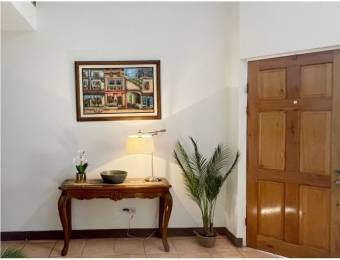 VENTA DE CASA, HEREDIA, SAN FRANCISCO, CONDOMINIO AVICENNIA SUR  