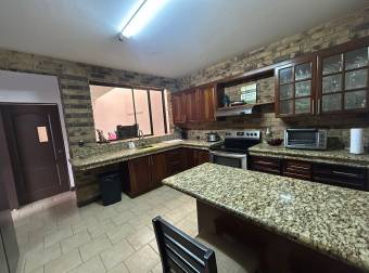 VENTA DE CASA, HEREDIA, MERCEDES NORTE, RESIDENCIAL VILLAMARIA  